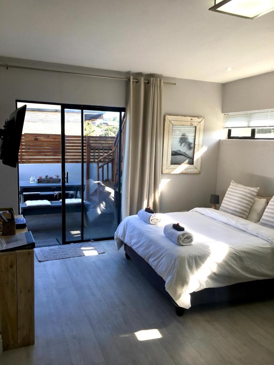 Lower Point Surf Studio Jeffreys Bay Exteriér fotografie